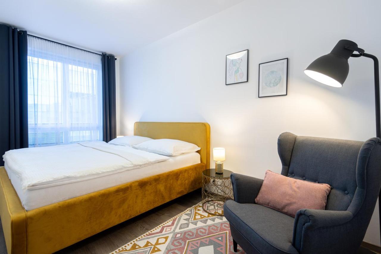 Nova Karolina Apartment Ostrawa Zewnętrze zdjęcie