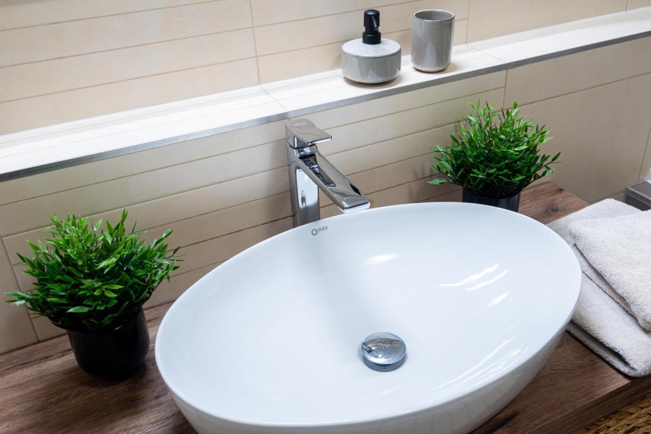 Nova Karolina Apartment Ostrawa Zewnętrze zdjęcie